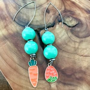 🆕Carrot and Easter Egg Dangle Earrings
